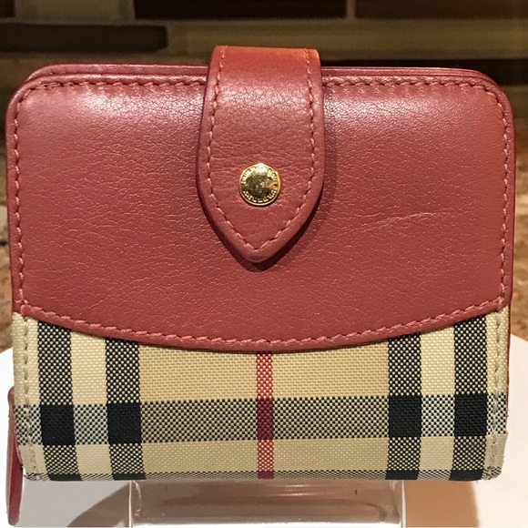 Burberry Signature Nova Check Bifold Wallet ๐๐ฅ - Picture 16 of 17
